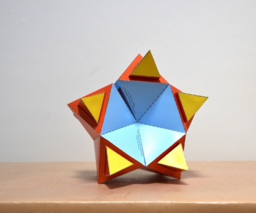COPERTINA ARTICOLO Funf Oktaeder Modell Hans Adam 1