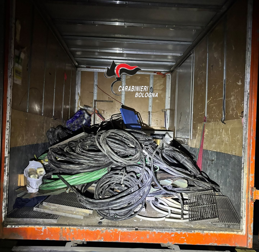 Arrestati ladri di rame 3 1000402892